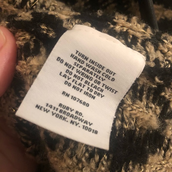 Ruby Rd. Leopard Print Cardigan w/ leather piping - Picture 5 of 7